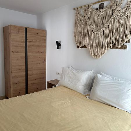 Mevi Apartments Naxos City Екстер'єр фото
