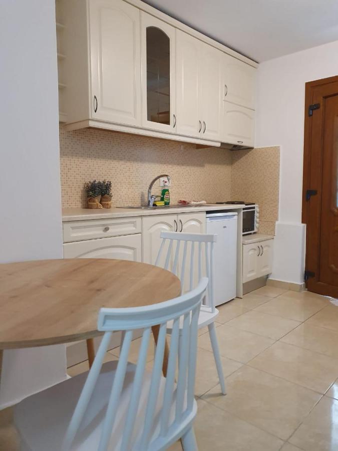 Mevi Apartments Naxos City Екстер'єр фото